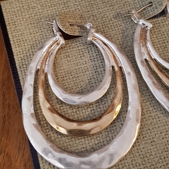 Bella Uno triple hoop drop earrings - Picture 3 of 4